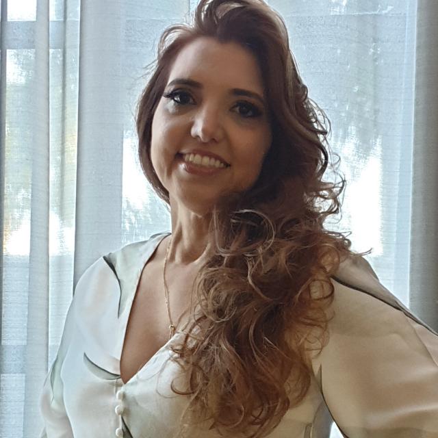 Cláudia Bochina